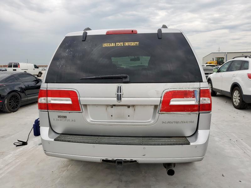  LINCOLN NAVIGATOR 2014 Srebrny