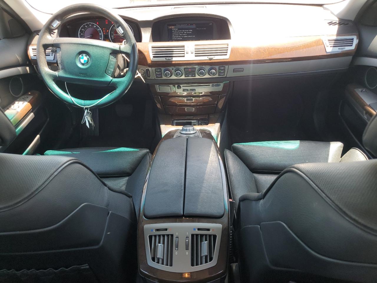 2006 BMW 750 I VIN: WBAHL83546DT02261 Lot: 61686475