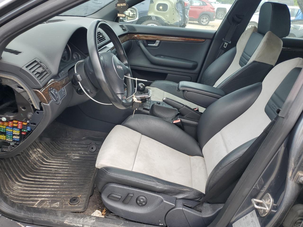 2004 Audi S4 VIN: WAUPL68EX4A027017 Lot: 62939925