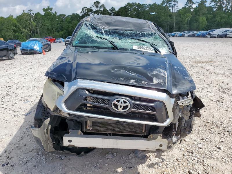  TOYOTA TACOMA 2015 Czarny