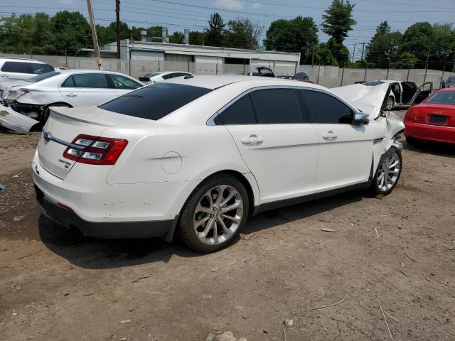 Седани FORD TAURUS 2016 Білий
