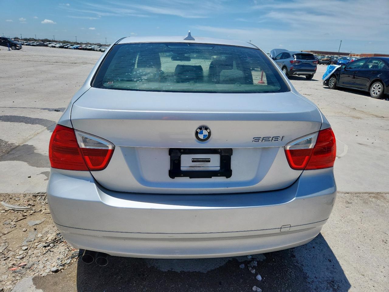 2007 BMW 328 I VIN: WBAVA33507KX77818 Lot: 62124355