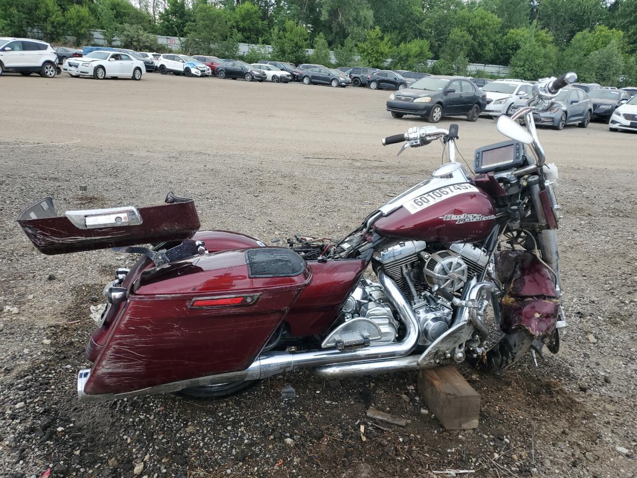 2014 Harley-Davidson Flhxs Street Glide Special for Sale in Davison, MI - Front End