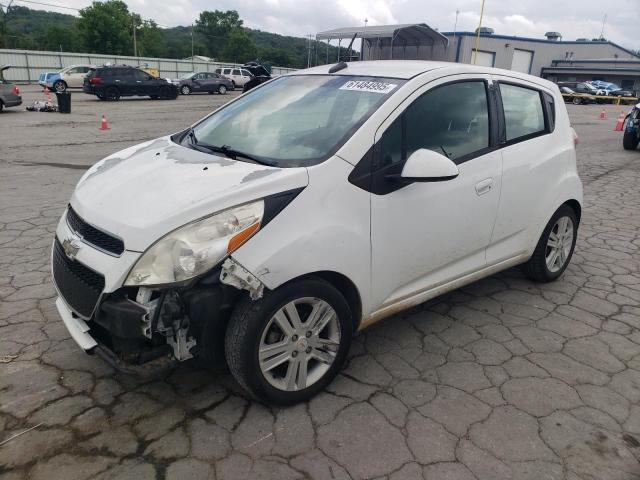 Hatchbacks CHEVROLET SPARK 2014 White