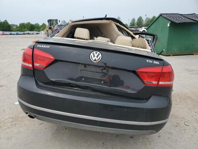 Седаны VOLKSWAGEN PASSAT 2013 Черный