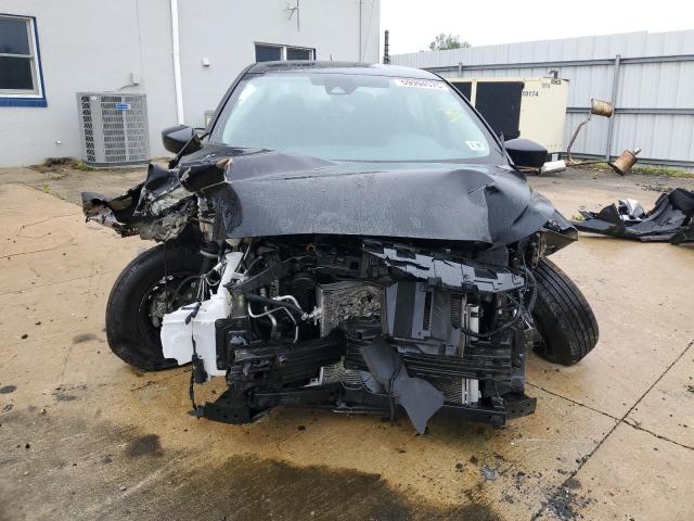  NISSAN VERSA 2022 Czarny