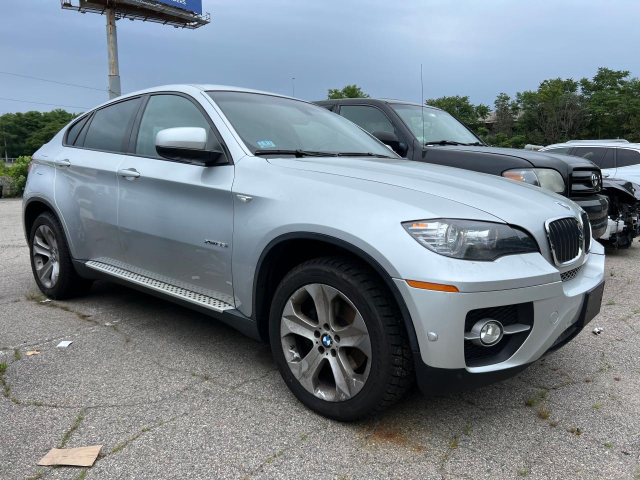 2011 BMW X6 xDrive35I