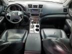 2013 Toyota Highlander Base for Sale in Madisonville, TN - Minor Dent/Scratches