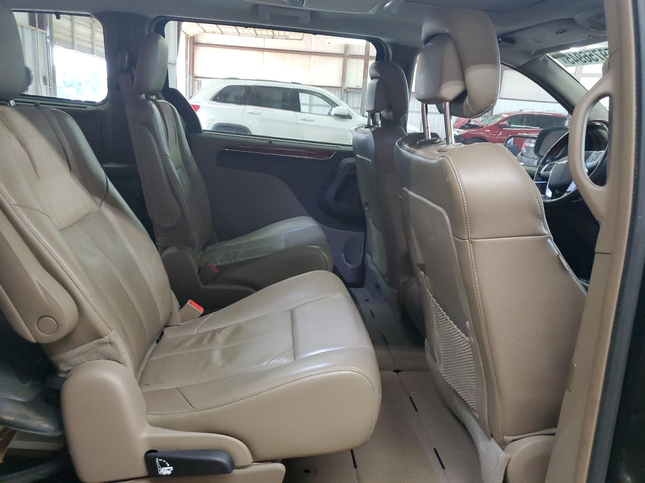 2015 Chrysler Town & Country Limited Platinum VIN: 2C4RC1GG8FR590776 Lot: 59756945
