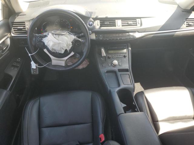  LEXUS CT 200 2015 Серебристый