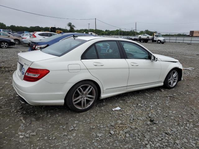  MERCEDES-BENZ C-CLASS 2012 White
