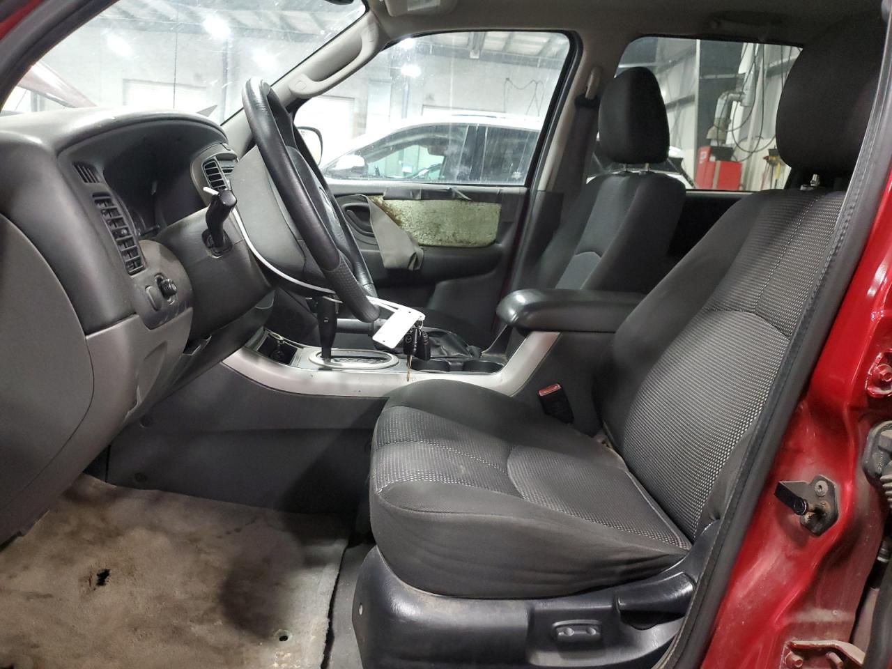 2005 Mazda Tribute S VIN: 4F2YZ04115KM36962 Lot: 61829285