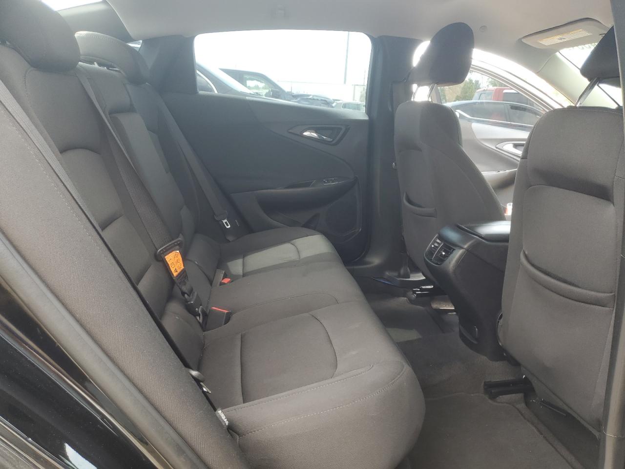 CHEVROLET MALIBU 2019 VIN 1G1ZD5ST3KF168241 фото 10