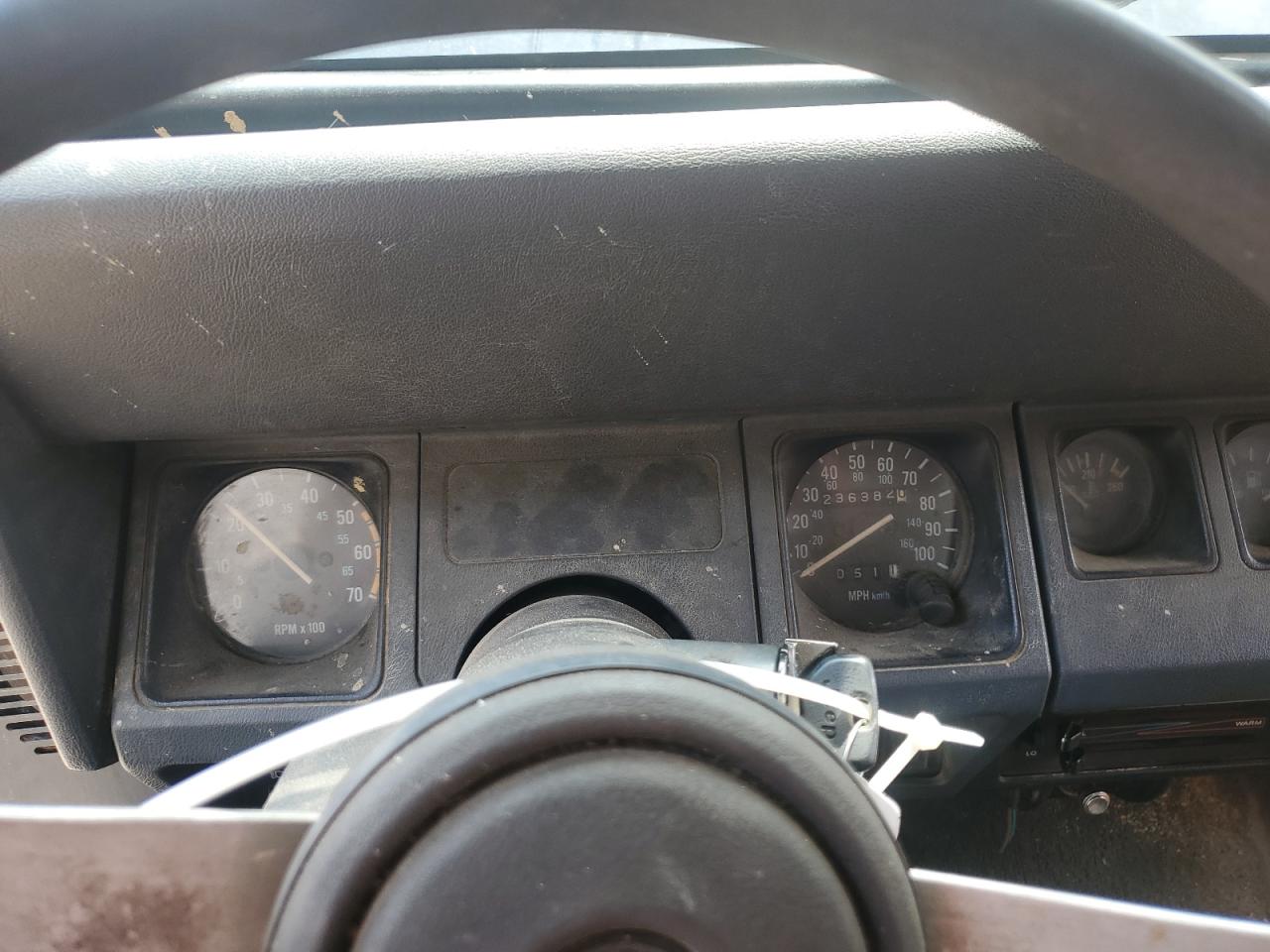 1991 Jeep Wrangler / Yj VIN: 2J4FY29S2MJ134936 Lot: 59481875