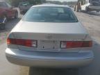 2000 Toyota Camry Ce للبيع في Cahokia Heights، IL - Hail