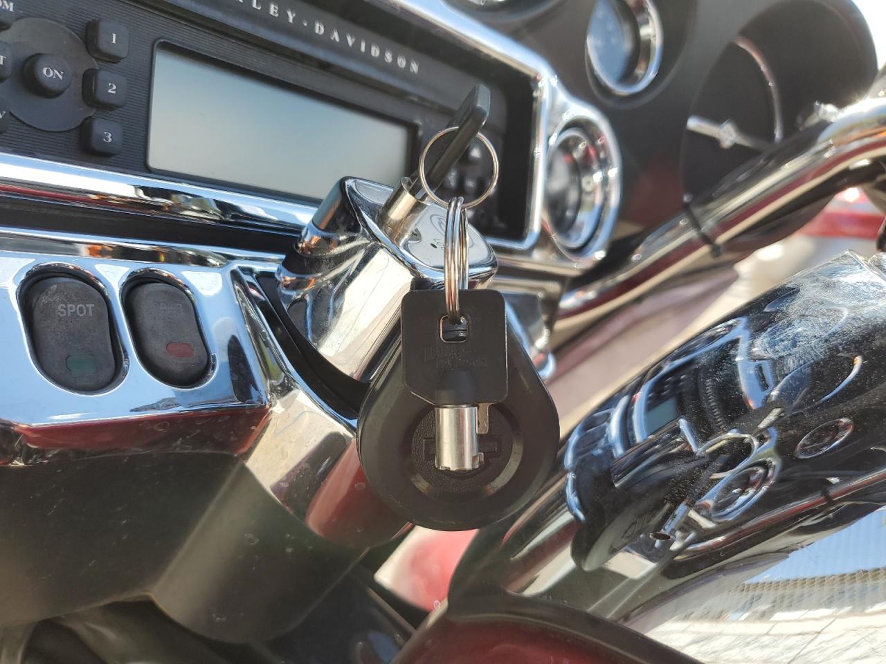 2013 Harley-Davidson Flhtcutg Tri Glide Ultra Classic VIN: 1HD1MAM32DB857710 Lot: 59856375