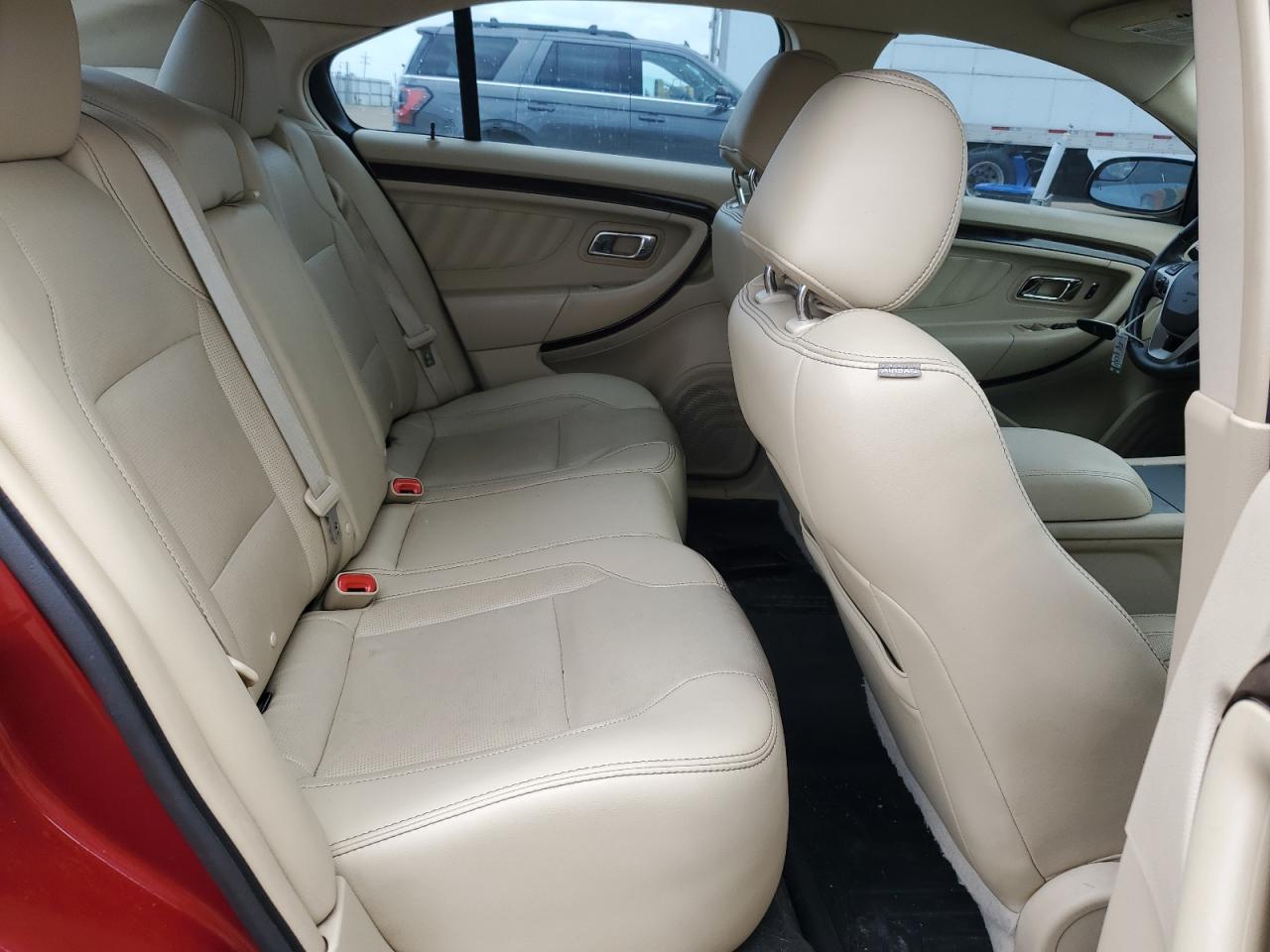 2015 Ford Taurus Limited VIN: 1FAHP2F95FG143841 Lot: 61801085