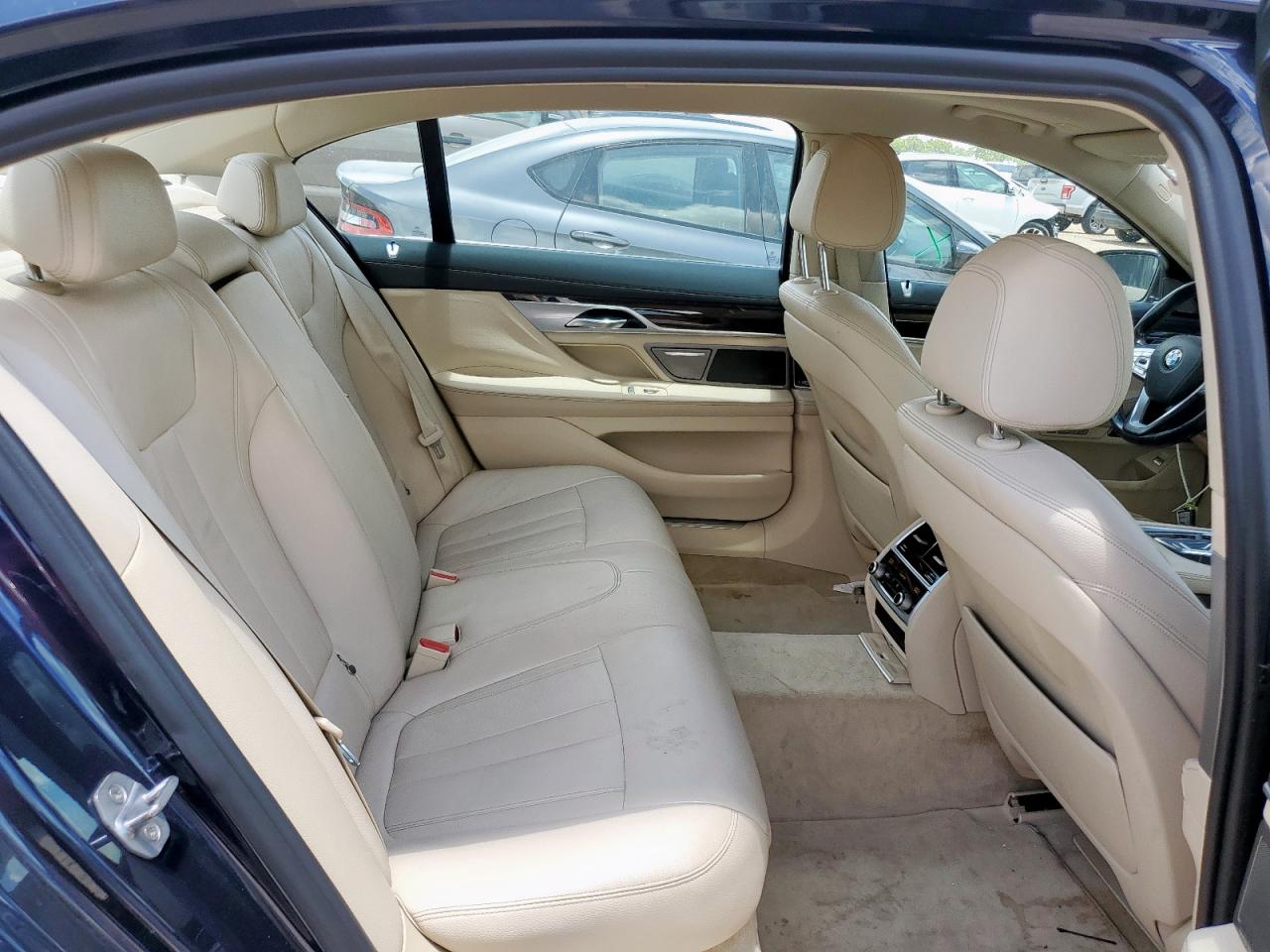 2018 BMW 740 I VIN: WBA7E2C58JG742736 Lot: 62137585