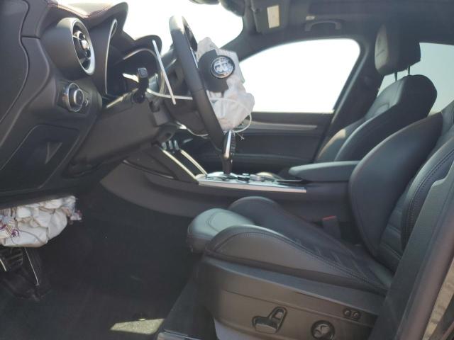  ALFA ROMEO STELVIO 2024 Czarny