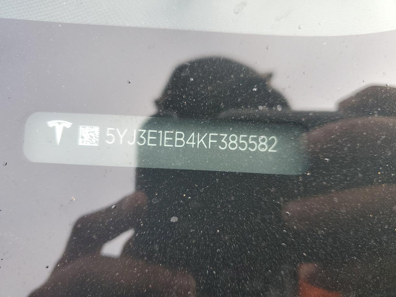 2019 Tesla Model 3 VIN: 5YJ3E1EB4KF385582 Lot: 60819995