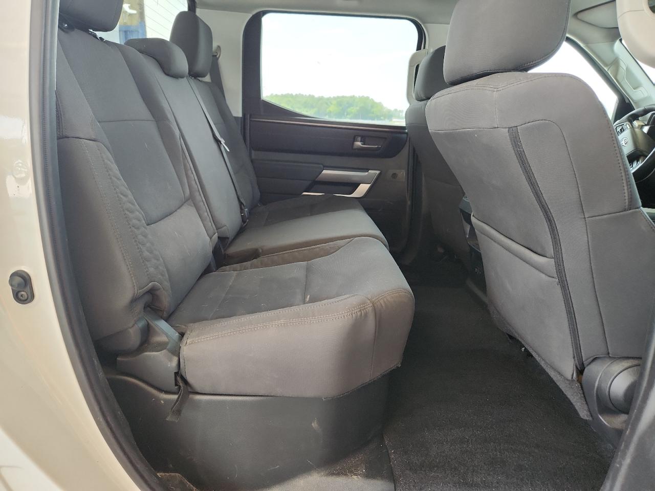 2024 Toyota Tundra Crewmax Sr VIN: 5TFLA5DB2RX173798 Lot: 60619335
