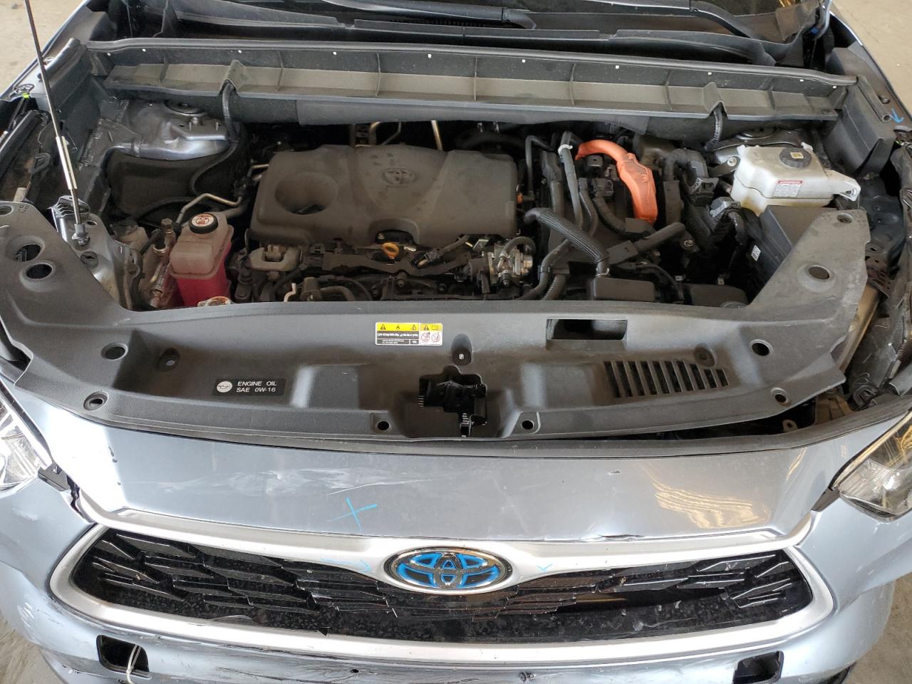 TOYOTA HIGHLANDER 2023 VIN 5TDKBRCH3PS588301 zdjęcie 12
