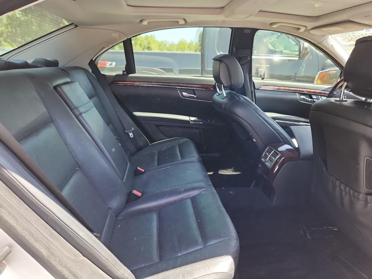 2010 Mercedes-Benz S 550 4Matic VIN: WDDNG8GBXAA315672 Lot: 56815645