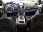 2011 Chrysler Town & Country Touring იყიდება Lansing-ში, MI - Side