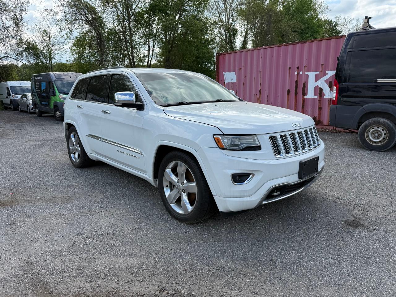 2014 Jeep Grand Cherokee Overland for Sale in North Billerica, MA - Normal Wear