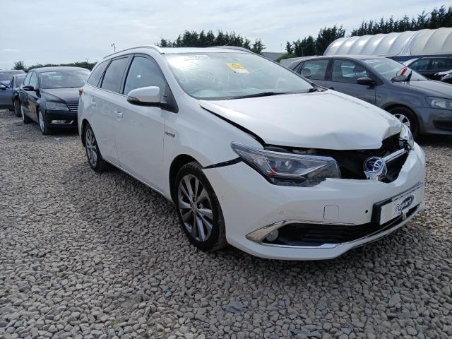 2016 TOYOTA AURIS EXCE