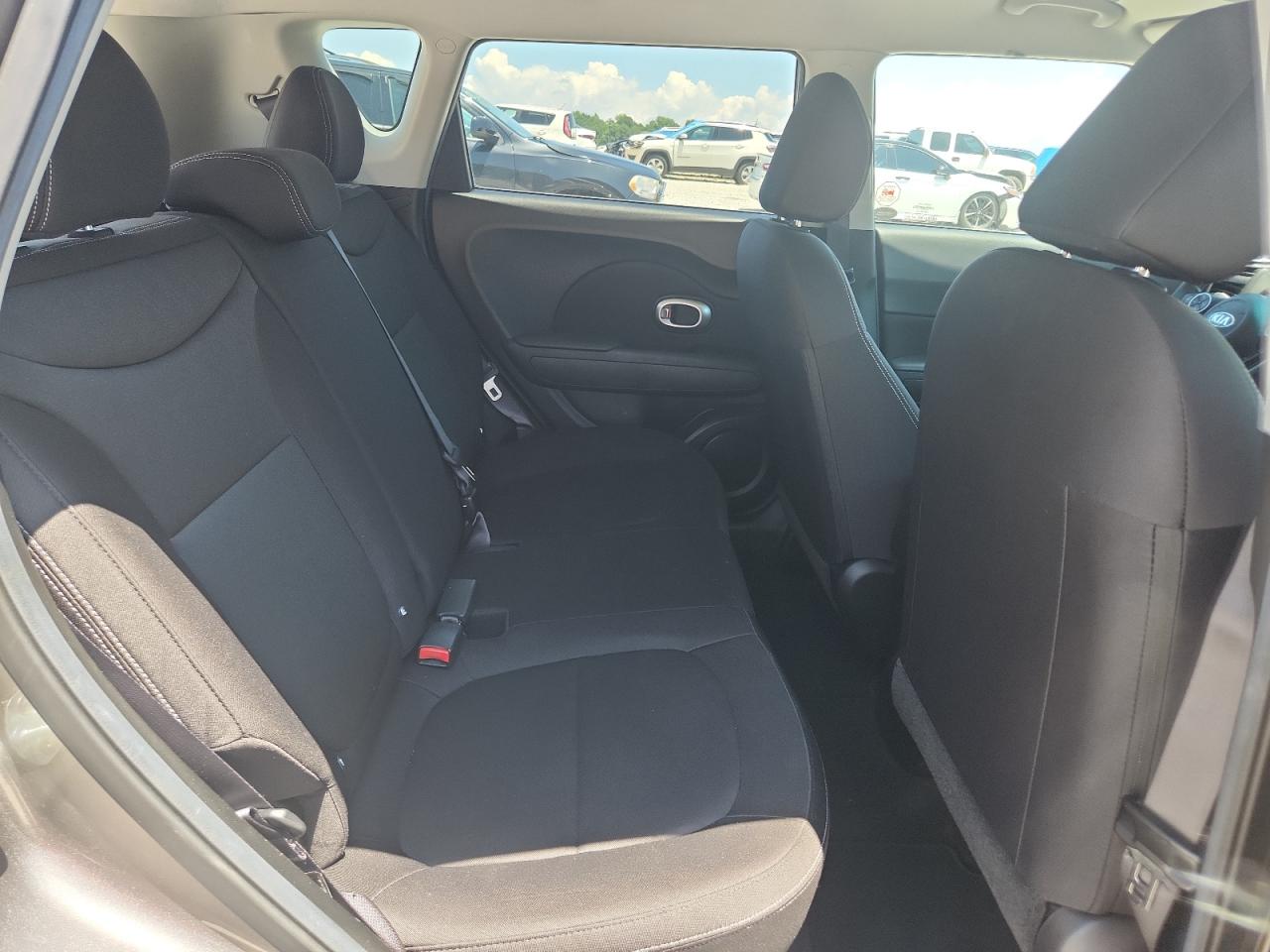 2016 Kia Soul VIN: KNDJN2A21G7363829 Lot: 62642935
