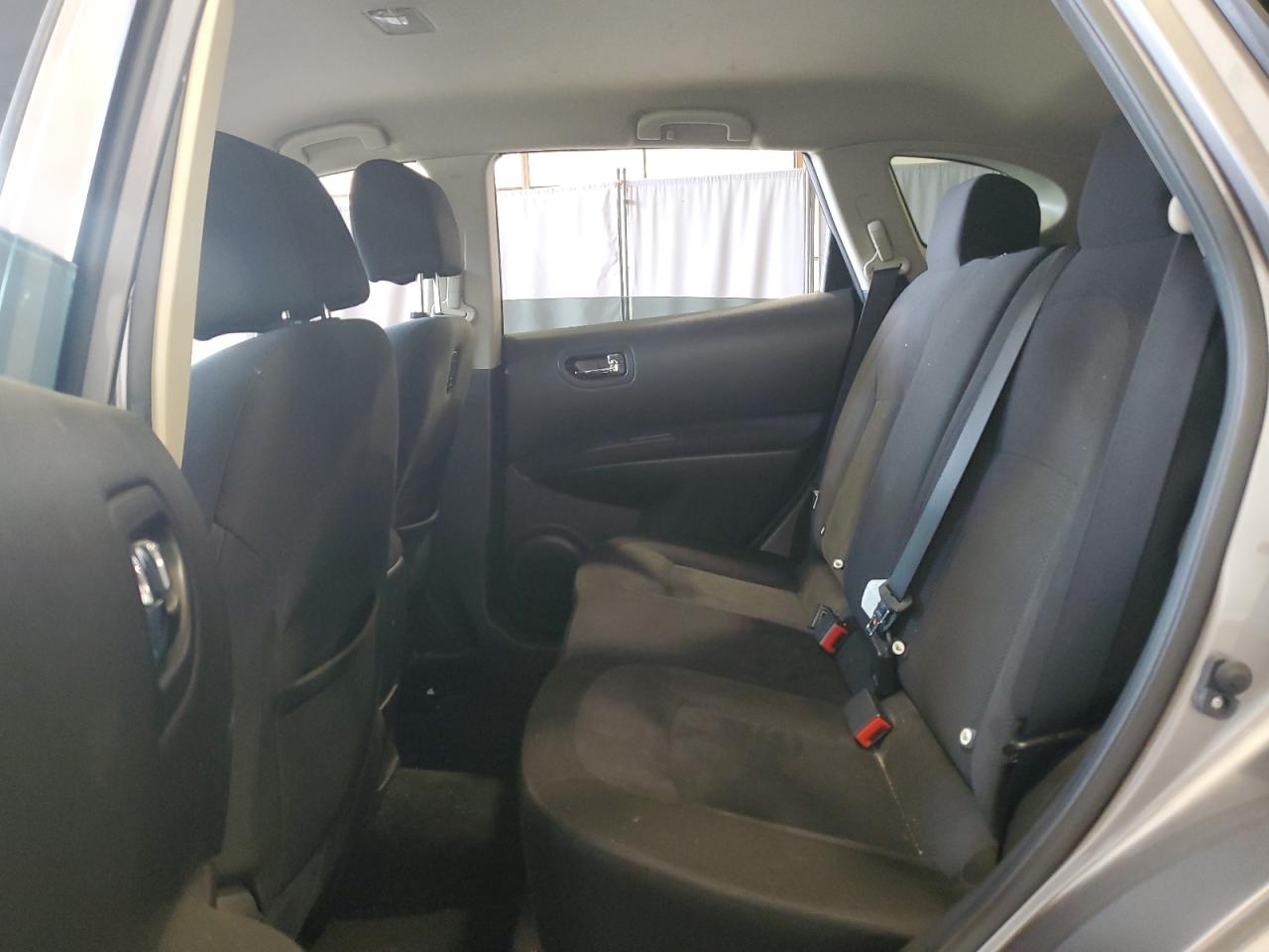 2015 Nissan Rogue Select S VIN: JN8AS5MV3FW256984 Lot: 59552185