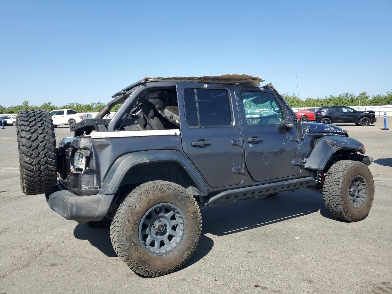 JEEP WRANGLER 2018 VIN 1C4HJXDG1JW181852 photo 3
