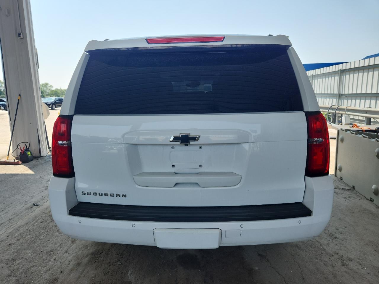 2019 Chevrolet Suburban C1500 Lt VIN: 1GNSCHKC3KR127871 Lot: 58317055