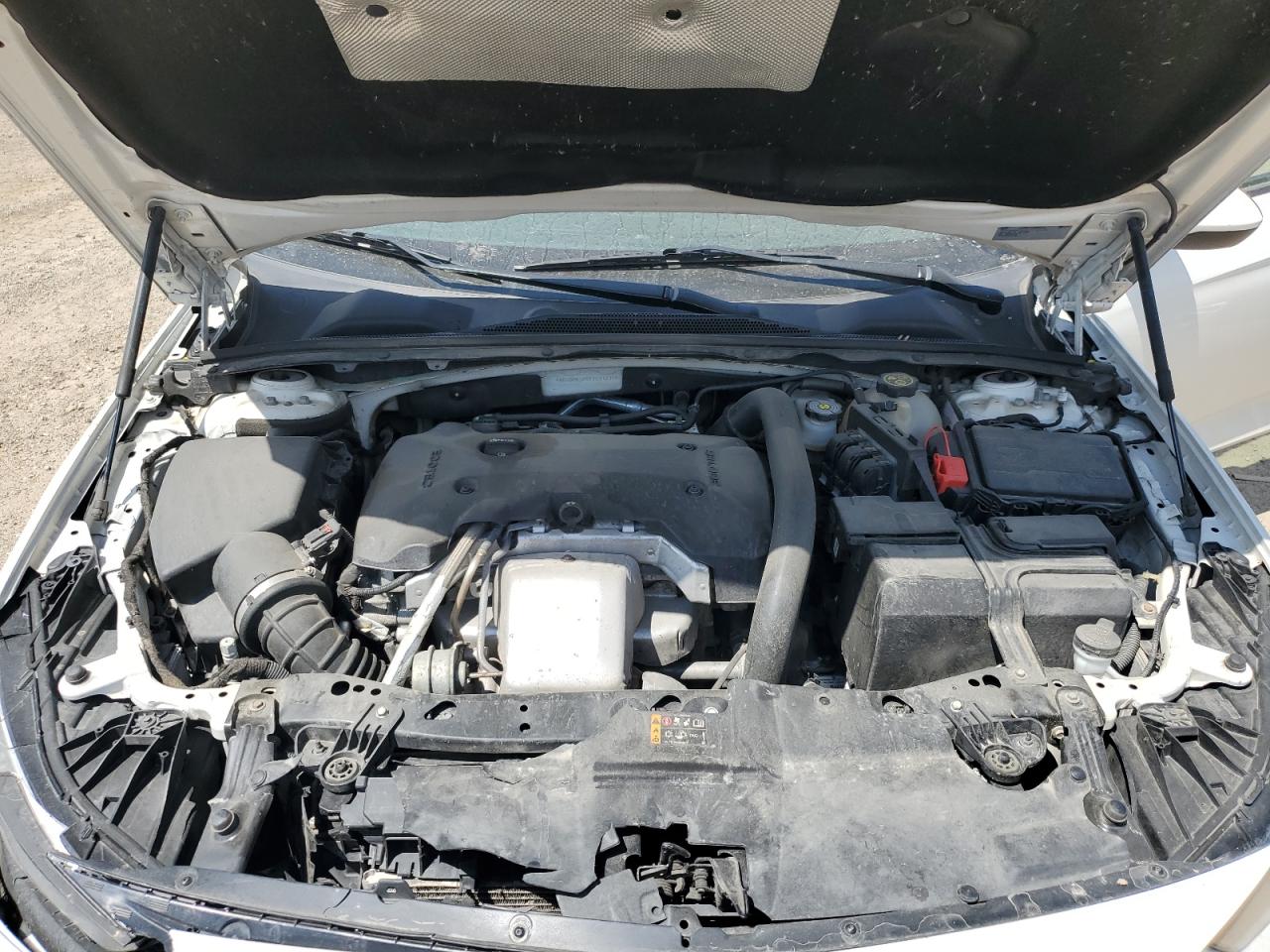2019 Buick Regal Essence VIN: W04GP6SX5K1011235 Lot: 61972785