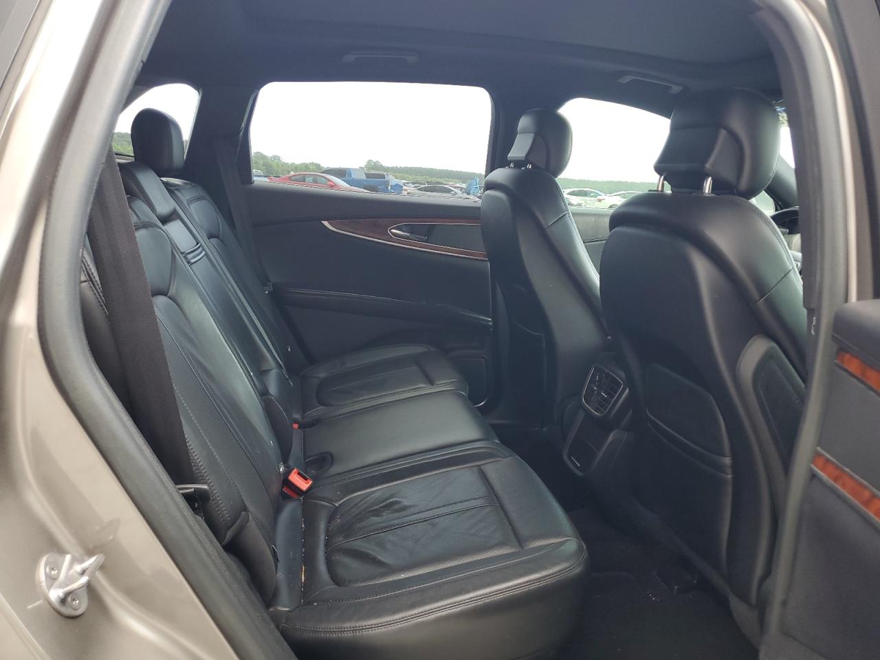 2017 Lincoln Mkx Reserve VIN: 2LMPJ6LR2HBL12680 Lot: 62188335