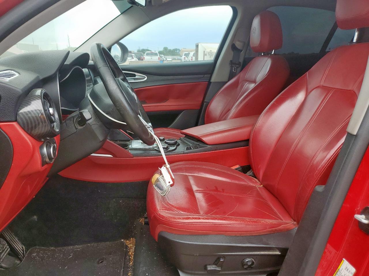 2018 Alfa Romeo Stelvio VIN: ZASFAKAN9J7B86392 Lot: 60993115