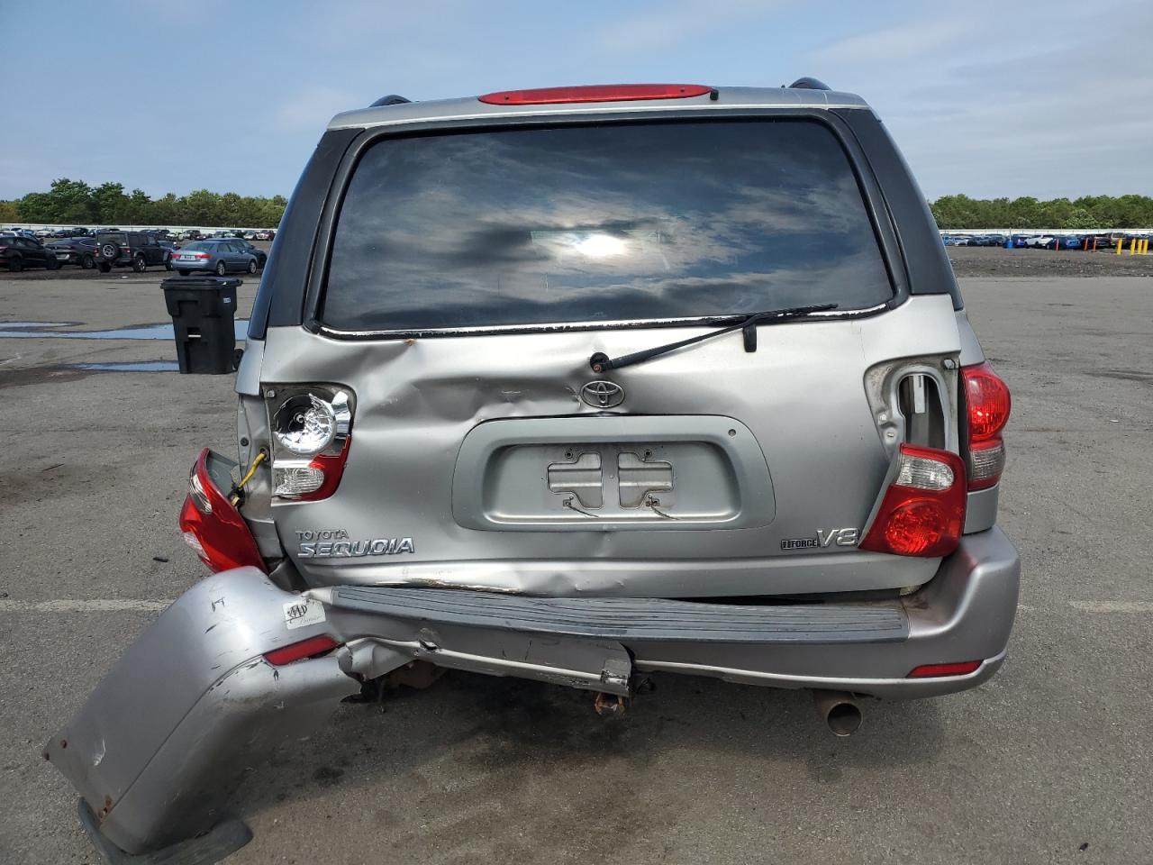 2005 Toyota Sequoia Sr5 VIN: 5TDBT44A05S250336 Lot: 62008565