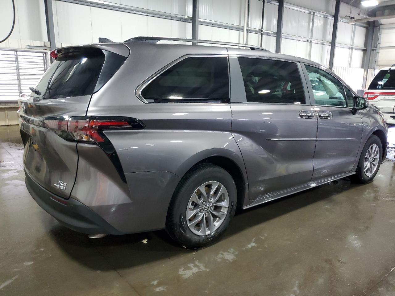 2024 Toyota Sienna Xle VIN: 5TDYSKFC9RS147406 Lot: 62711715