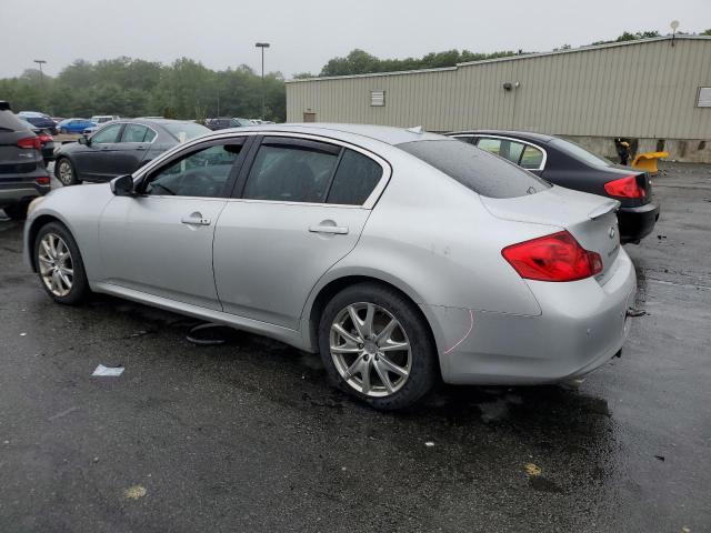Sedans INFINITI G37 2013 Srebrny