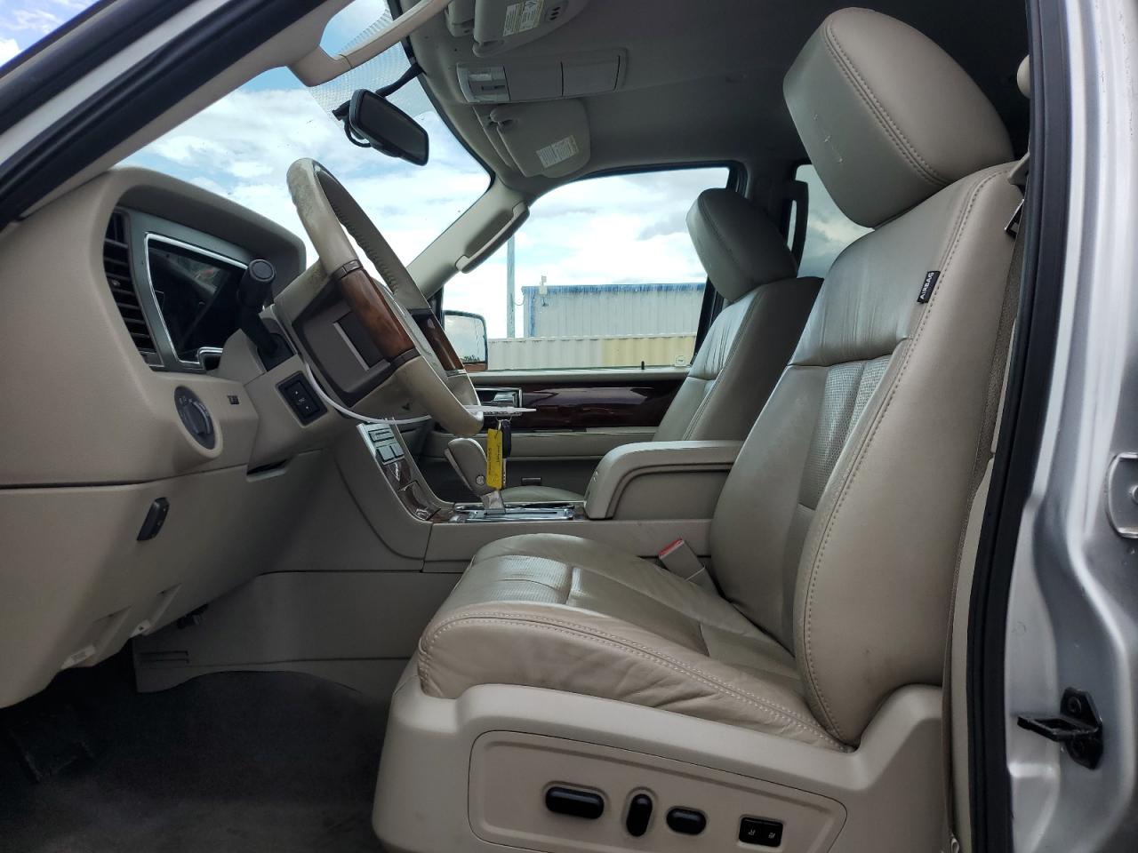 2011 Lincoln Navigator VIN: 5LMJJ2H58BEJ08958 Lot: 62074515