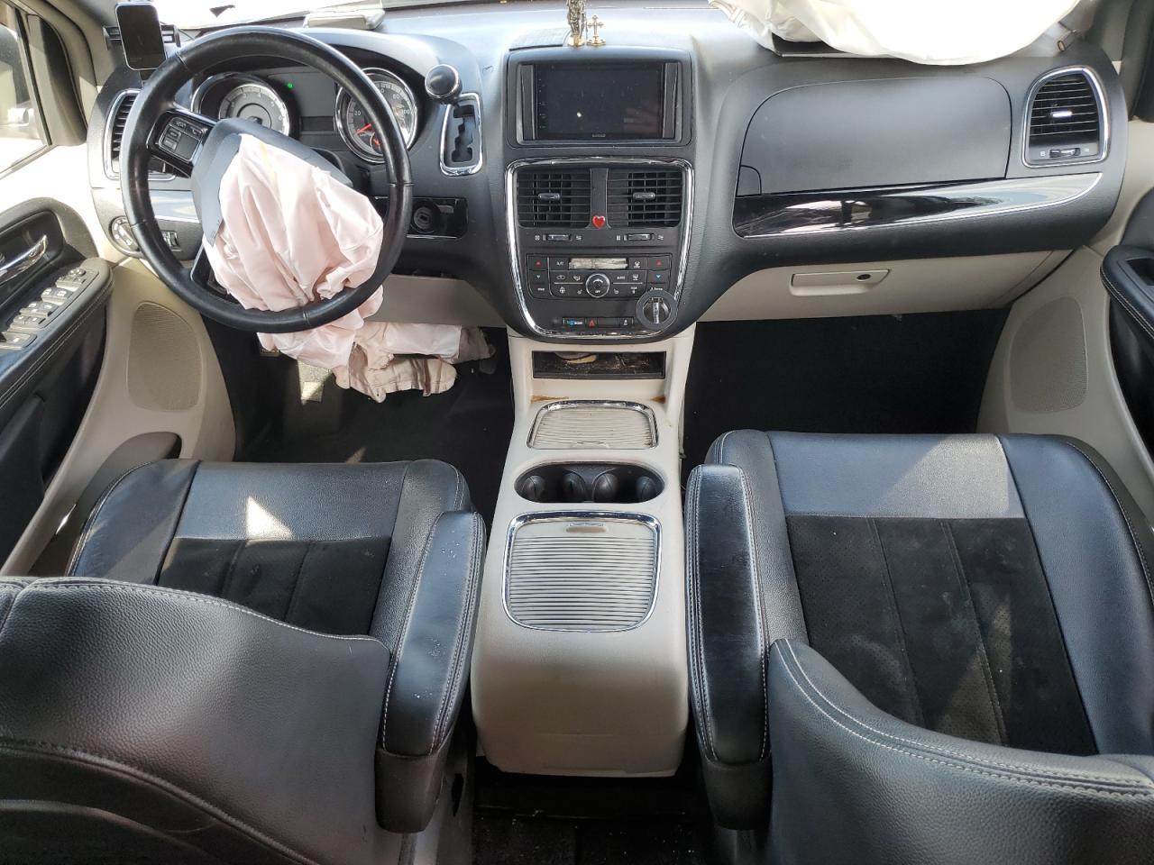 2017 Dodge Grand Caravan Sxt VIN: 2C4RDGCG8HR828991 Lot: 62966375