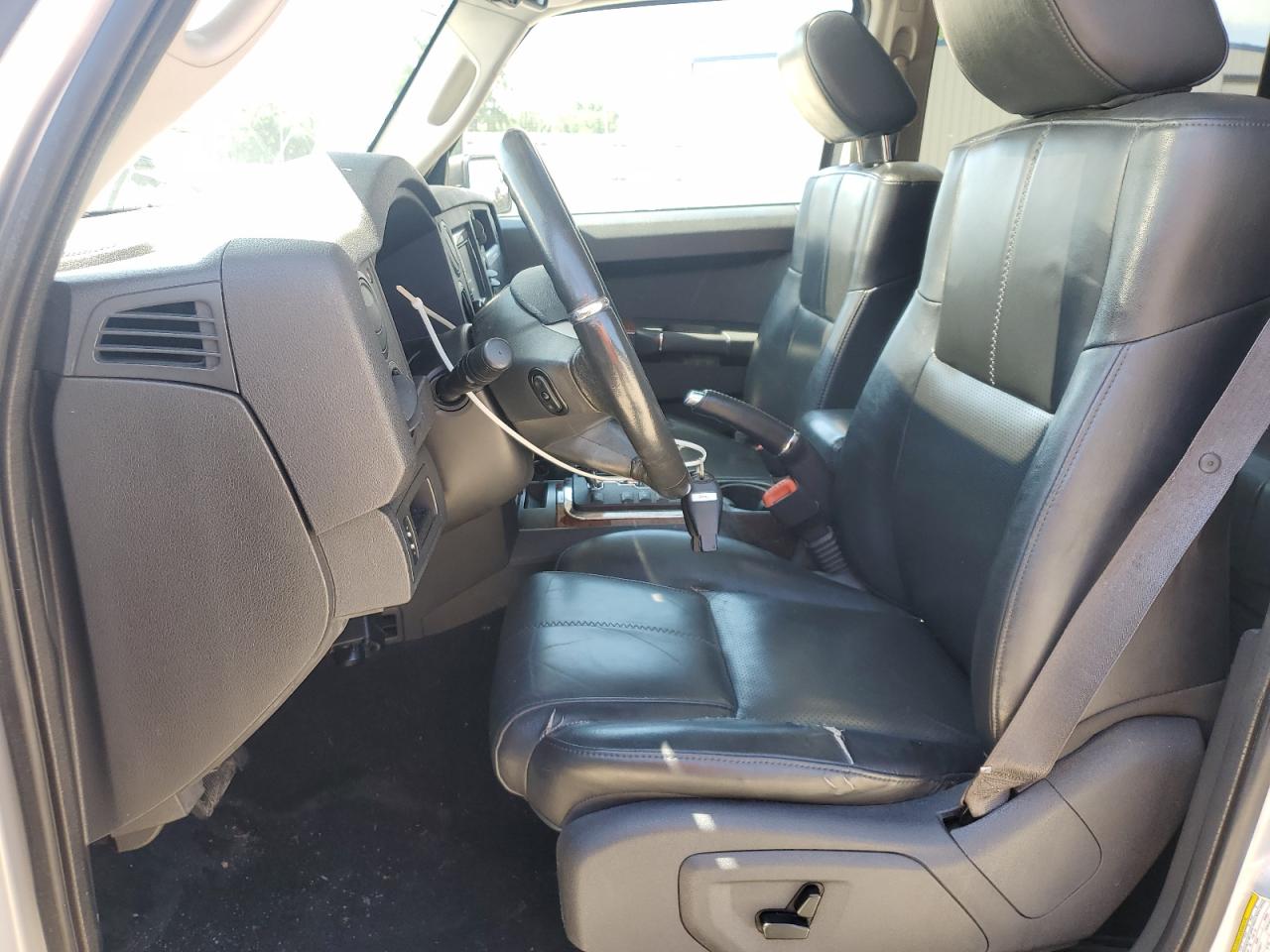 2008 Jeep Commander Limited VIN: 1J8HH582X8C127615 Lot: 60713435