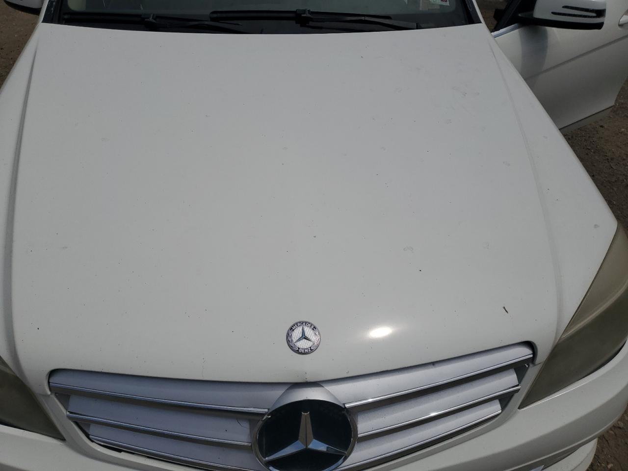 2011 Mercedes-Benz C 350 VIN: WDDGF5GB0BR136490 Lot: 62927755