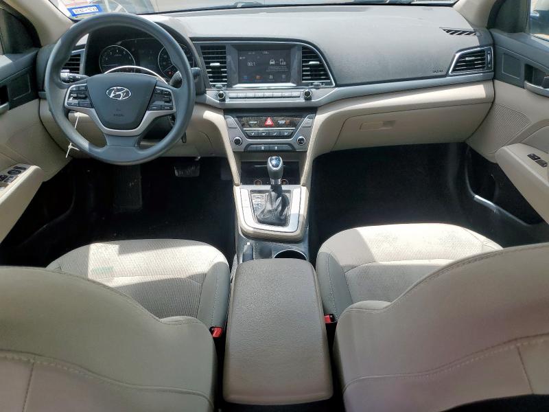  HYUNDAI ELANTRA 2017 Srebrny