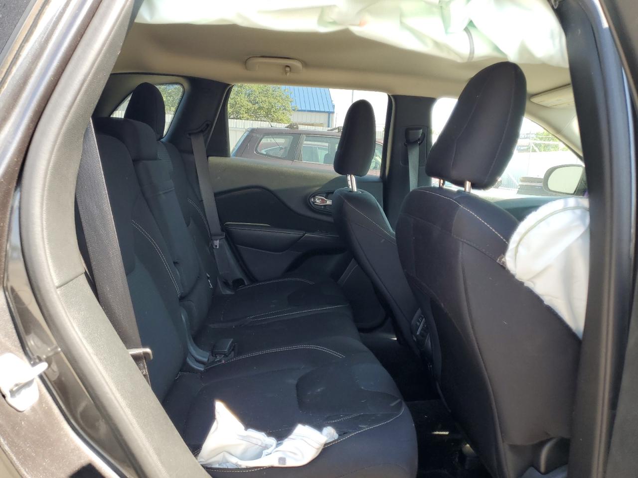 JEEP GRAND CHER 2015 VIN 1C4PJLCB7FW741648 фото 11