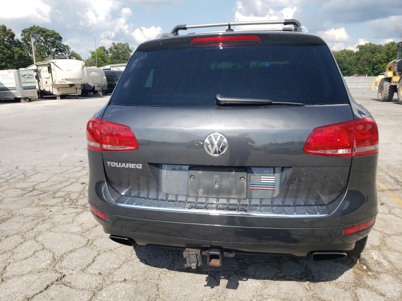 2013 Volkswagen Touareg V6 Tdi VIN: WVGEP9BP2DD012130 Lot: 61553095