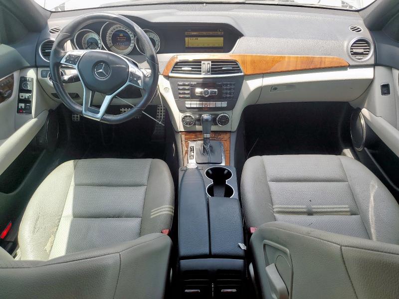 Sedans MERCEDES-BENZ C-CLASS 2012 Szary