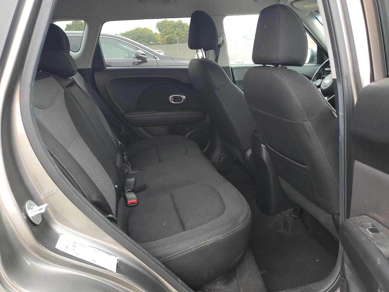 2018 Kia Soul + VIN: KNDJP3A55J7585999 Lot: 62793615