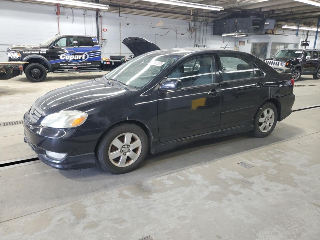 2004 Toyota Corolla Ce na sprzedaż w Wheeling, IL - Mechanical